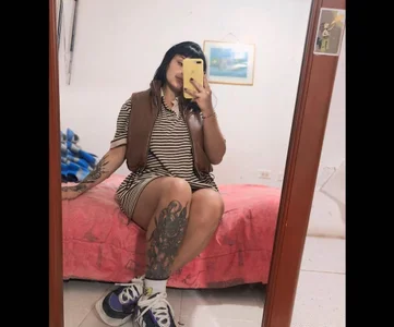 Scarlet__noir Public Billede