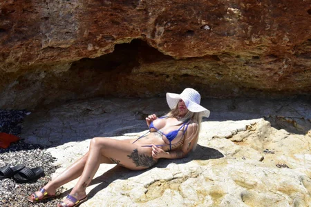 Jassy_Foxy Greece Foto 8