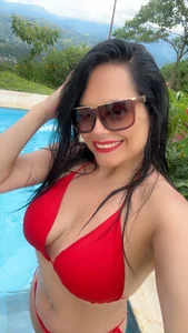 CharlotteCottin 🌟☀️ Pic 3