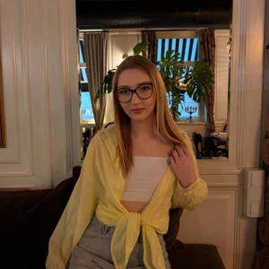 AveryBerkson today I'm yellow Foto 4