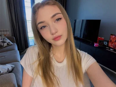AveryBerkson crazy face 사진 3