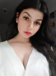 Public de KisaModel  4 Imagens