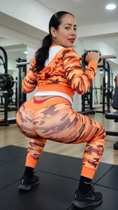 NikolTucson Sexy gym routine pt1 Pic 3