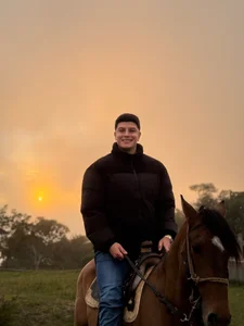 Goldenknight33 🐎🌅 圖片