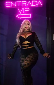 CourtneyRoses Girl in the night party Pic 3