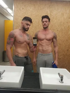 FREE de NycolasRJ  2 Imagens