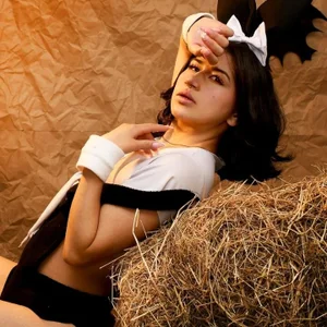 Narastorn Nara is ready to eat your carrot🔥 Pic 3