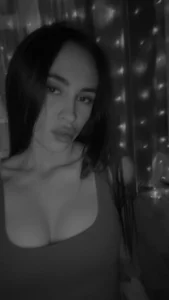 _Eva_01's XXX naaktfoto('s) 1