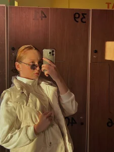 Chloooee Public Bilde 3