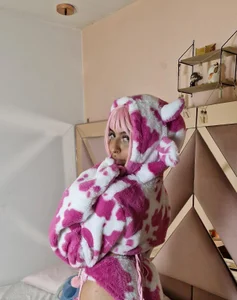 a beautifull cow? 🐮 de haadaa_  2 Imagens