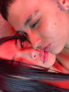 ReddVelvet_ Welcome to our night 🔥🖤 Foto