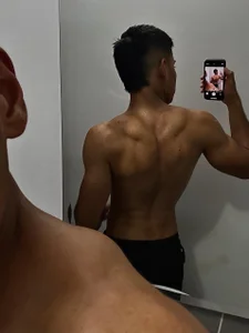 noahking18's XXX Nude Photo 3