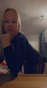 6ft4Ava Curvys Billede 4