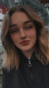 Laylaa_Rose Public slika 2
