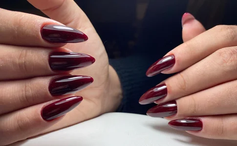 AnyaVolkov nails Pic 2