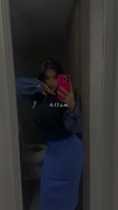 AnaLeviiPublic图片