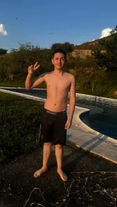 Andres_Tay Public Bilde 2