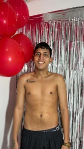 Public de Asher_millerr  2 Imagens