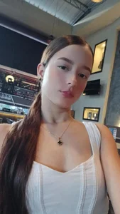 ElyraBloom Good morning, my favorite spark ☀️✨ I’m live from 8:30 a.m. to 3:30 p.m., glowing with calm allure, Hình 3