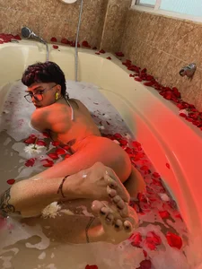 trinitty Sexy Trinitty Pic 4