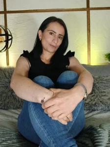 BrendaCantorelMy jeans and my beautiful presence 🌹💋 Bild 6