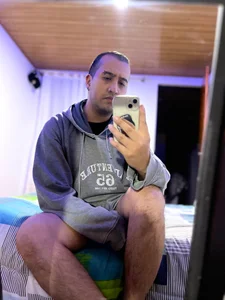 Hi!! od naugthydominic  6 snímek