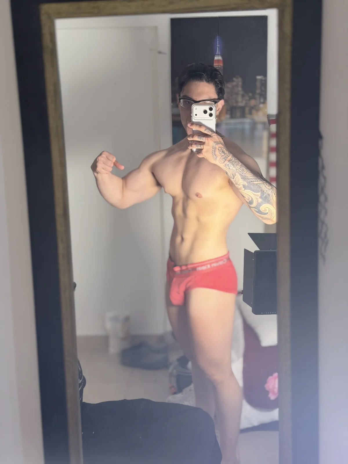 Трендове зображення  9037 DennisWalkerr
