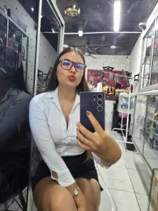 rapunzel069: your trusted secretary ( фото)