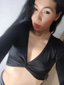 naomidibello Public Bilde