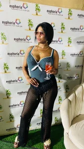 SpicyMatureLiz On my 40th birthday Foto 2