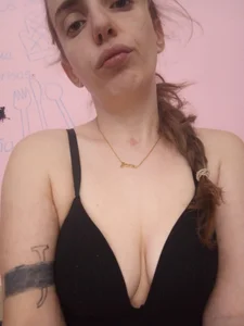 gatita200 Española 28 años🔥🔥💦 Foto