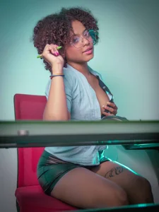 Eylend_Lisboa SECRETARIA SEXY Pic 5