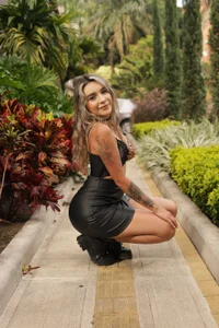 mariablonde Outside 🌳​🍑 Pic 7