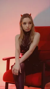 Little_Clare Your little demon Poză 5