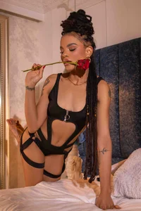 Ambarr_Moon_ Sexy Ebony in Black🖤 Foto 7