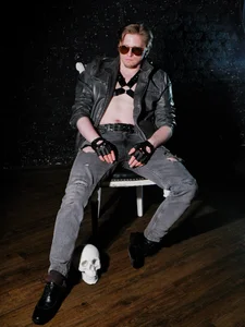 Vincent_Hardman YOUR DARK LORD Foto 5