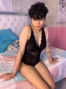 Sasha_Venom Public Pic 2