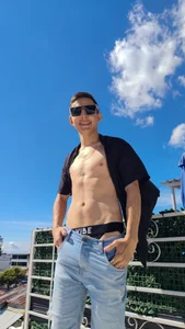 IzanArias Public slika 2