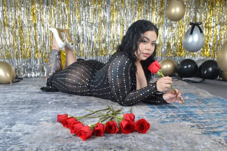 juicy_led_ My New Year Glow Pic 4