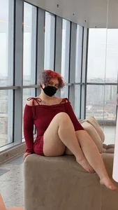 CharlotteMeNow kullanıcısının Public albümü -  2 fotoğraf