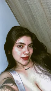 Abigail_Gray_ Public Εικόνα 2