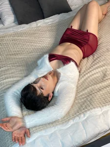 Adeline_Perle Strawberrie and cream) Pic 2