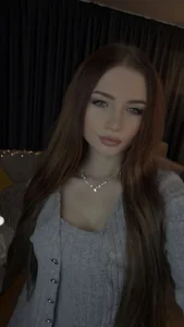 KathrinTith Public صورة واحدة|KathrinTith Public صورتان|KathrinTith Public  6 صور|KathrinTith Public  6 صورة