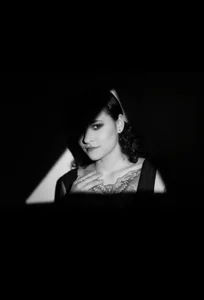 AnnyThompson_ Wovor verstecken wir uns alle? Pic 3