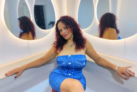 There are looks that cannot be explained… they are felt. de Kasandra_Gomez  3 Imagens