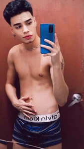 Sweet Alex🍓 od Twink_sweet69  3 snímek