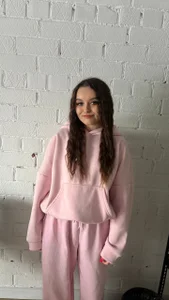 ManyBaumohl: Public ( 4 фото)