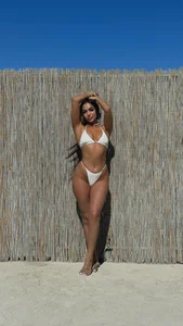 MileySin1111 Summer vibe Foto 3