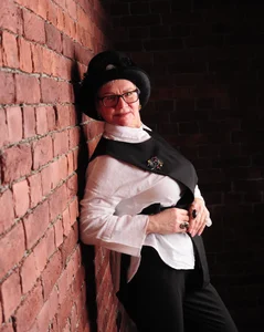 roxana_brooks ur magic teacher Immagine  4