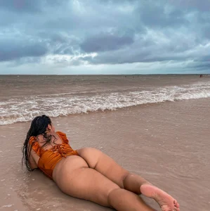fehotwife's photo